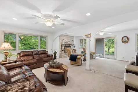 459 West Millers Road Des Plaines IL 60016