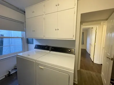 556 Crestwood Drive Des Plaines IL 60016