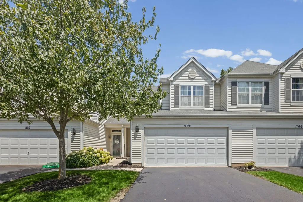 1104 Colonial Drive Joliet IL 60432