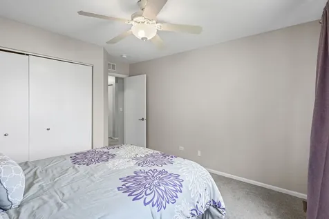 1104 Colonial Drive Joliet IL 60432