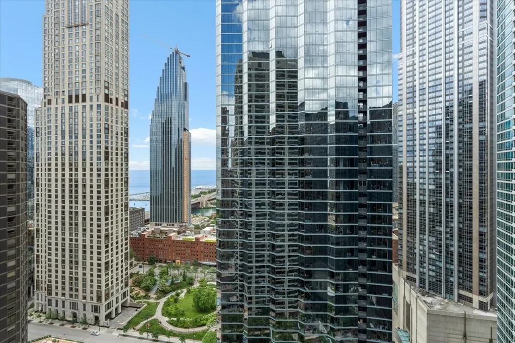 400 East Ohio Street Chicago IL 60611