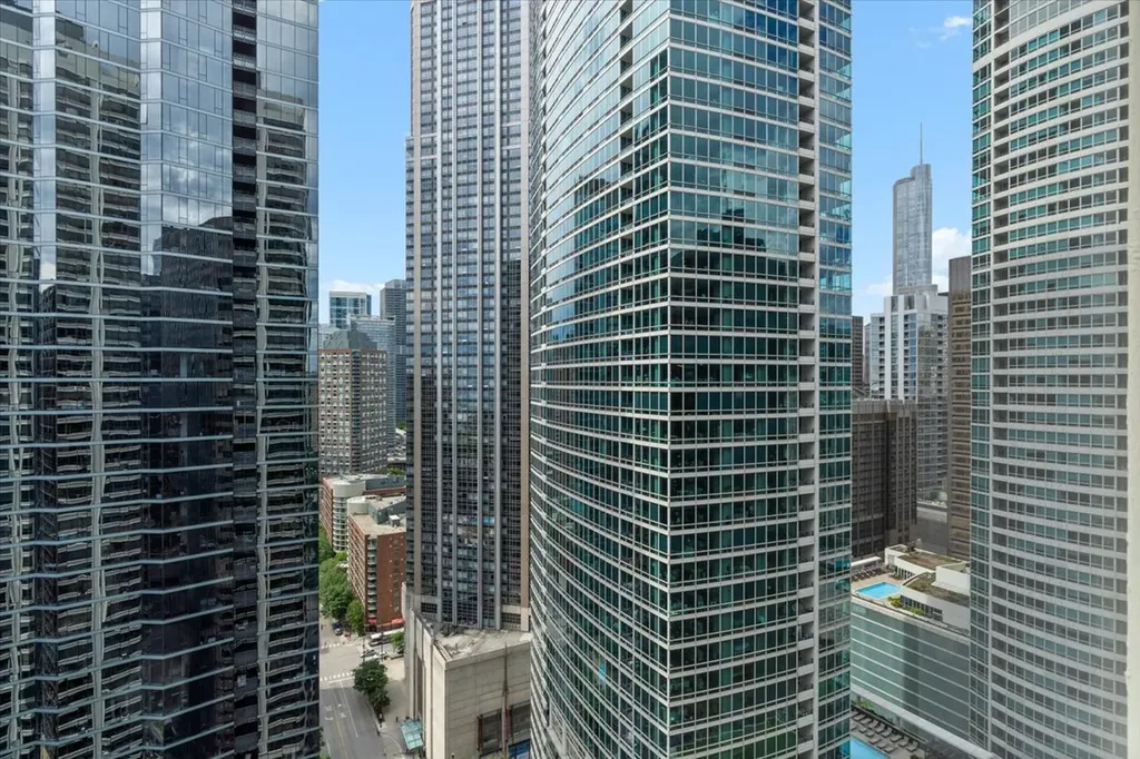 400 East Ohio Street Chicago IL 60611