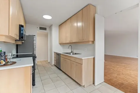 400 East Ohio Street Chicago IL 60611