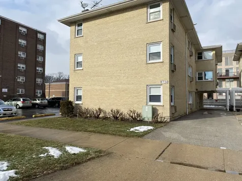 8734 West Summerdale Avenue Chicago IL 60656