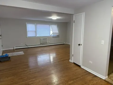 8734 West Summerdale Avenue Chicago IL 60656