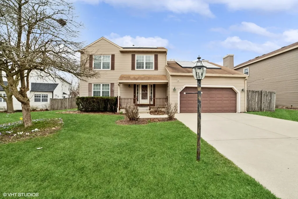 18 Ascot Lane Streamwood IL 60107