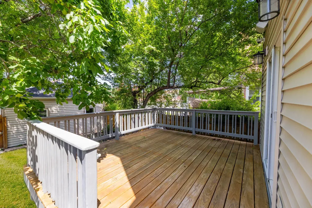 3452 North Newcastle Avenue Chicago IL 60634