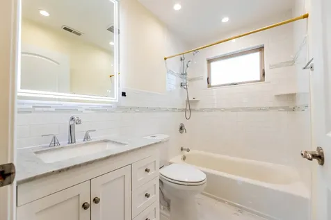 3452 North Newcastle Avenue Chicago IL 60634