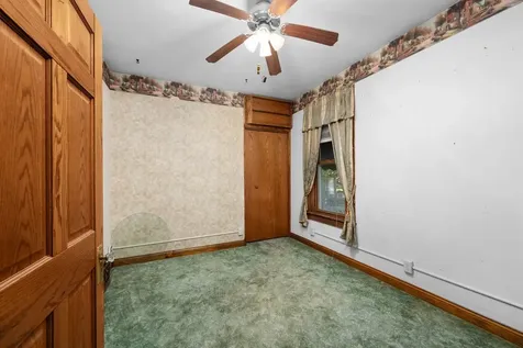 1424 11TH Street A Moline IL 61265