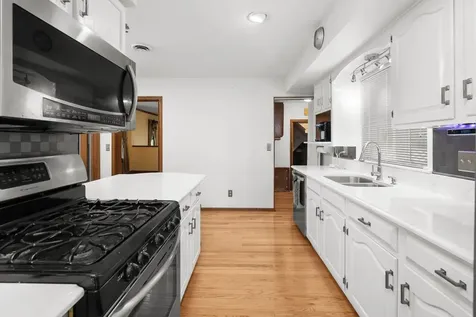 1424 11TH Street A Moline IL 61265