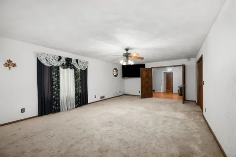 1424 11TH Street A Moline IL 61265