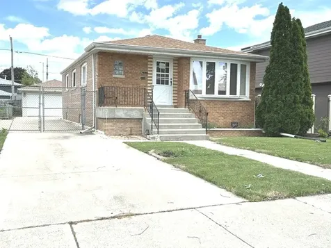 7805 Nagle Avenue Burbank IL 60459