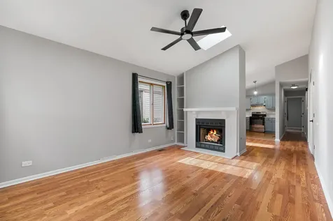 162 Pier Court Naperville IL 60565