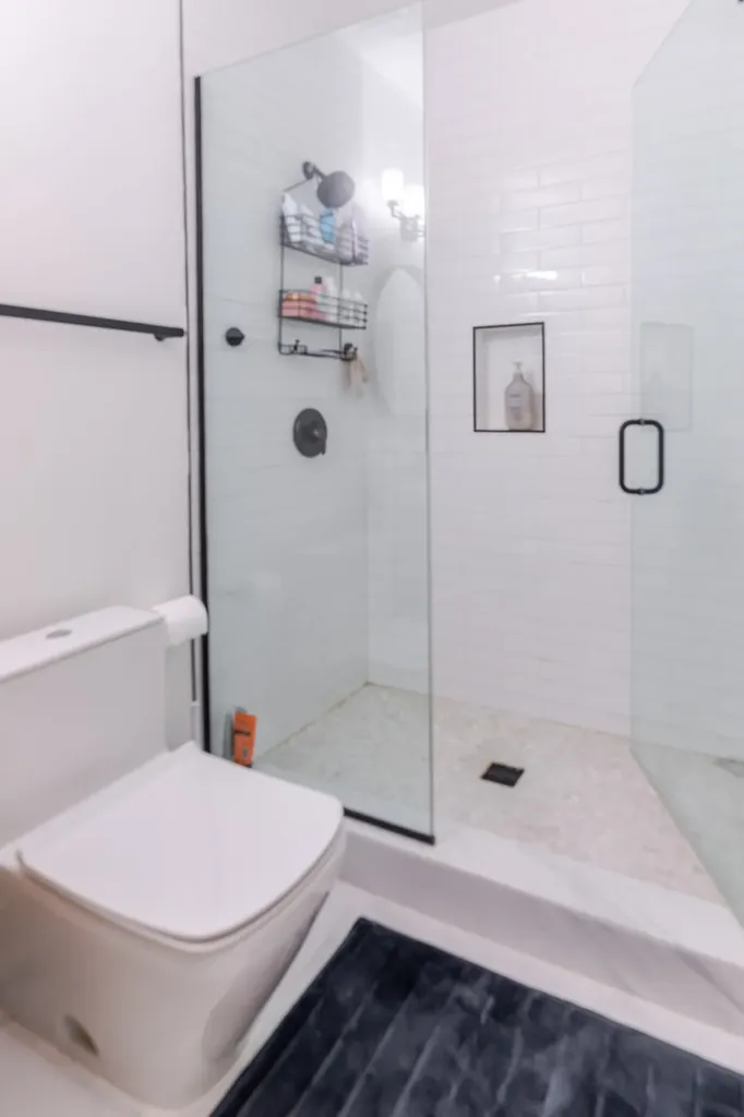 1352 West Hubbard Street Chicago IL 60642