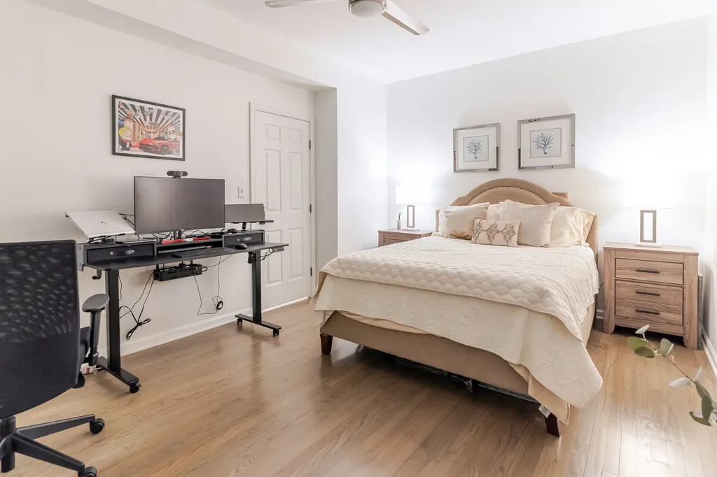 1352 West Hubbard Street Chicago IL 60642