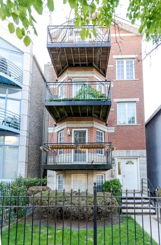 1352 West Hubbard Street Chicago IL 60642