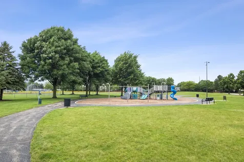 138 Azalea Circle Romeoville IL 60446