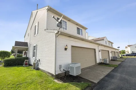 138 Azalea Circle Romeoville IL 60446