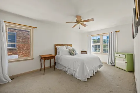 731 Selborne Road Riverside IL 60546