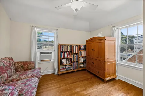 731 Selborne Road Riverside IL 60546