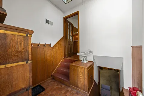 731 Selborne Road Riverside IL 60546