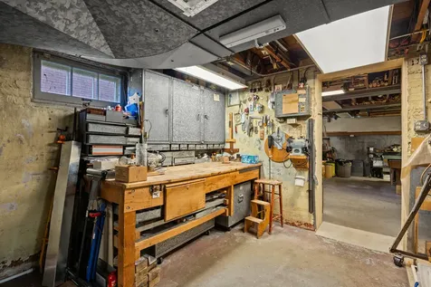 731 Selborne Road Riverside IL 60546