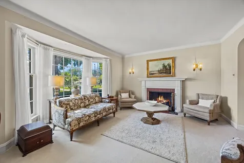 731 Selborne Road Riverside IL 60546