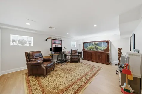 2232 Hawthorne Avenue Westchester IL 60154
