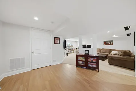 2232 Hawthorne Avenue Westchester IL 60154