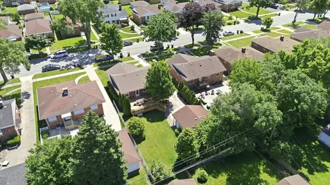 2232 Hawthorne Avenue Westchester IL 60154