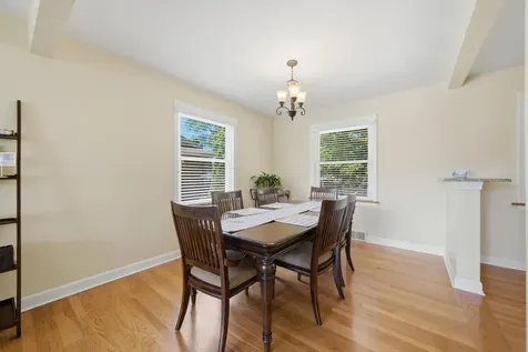 2232 Hawthorne Avenue Westchester IL 60154