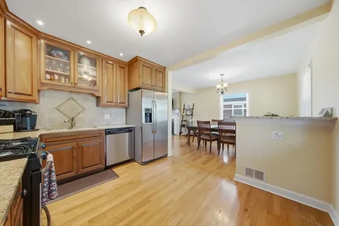 2232 Hawthorne Avenue Westchester IL 60154
