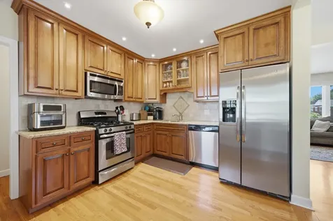 2232 Hawthorne Avenue Westchester IL 60154