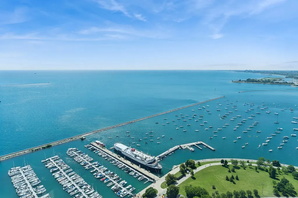 195 North Harbor Drive Chicago IL 60601