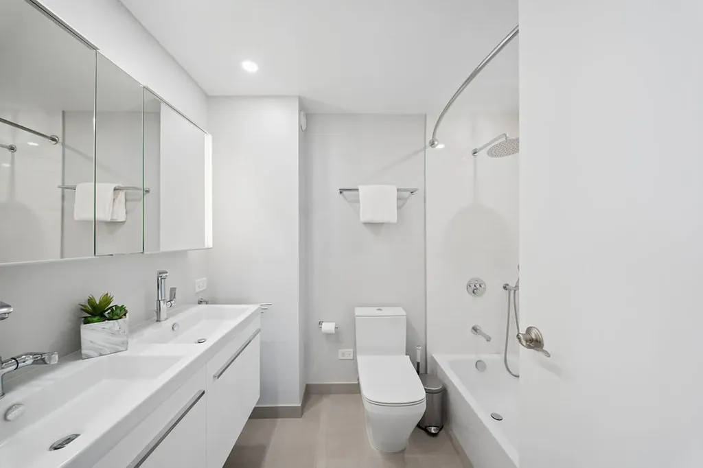 195 North Harbor Drive Chicago IL 60601