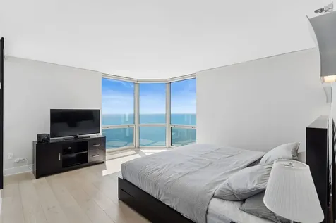 195 North Harbor Drive Chicago IL 60601