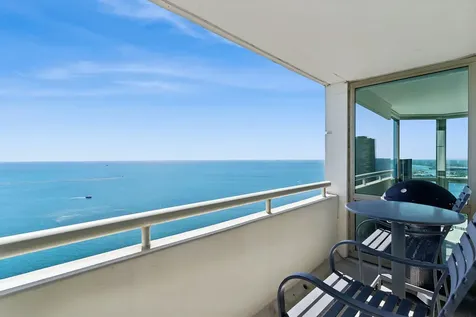 195 North Harbor Drive Chicago IL 60601