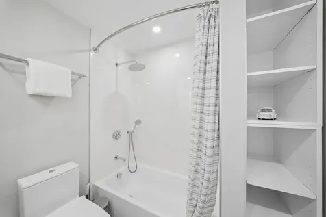 195 North Harbor Drive Chicago IL 60601