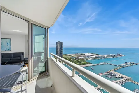 195 North Harbor Drive Chicago IL 60601