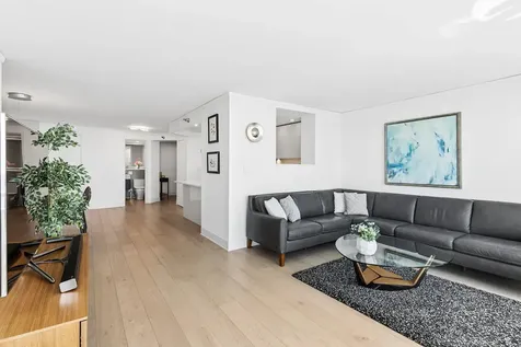 195 North Harbor Drive Chicago IL 60601
