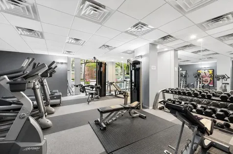 2930 North Sheridan Road Chicago IL 60657
