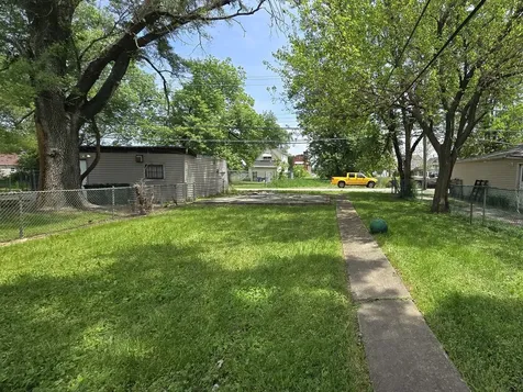 15213 Turlington Avenue Harvey IL 60426