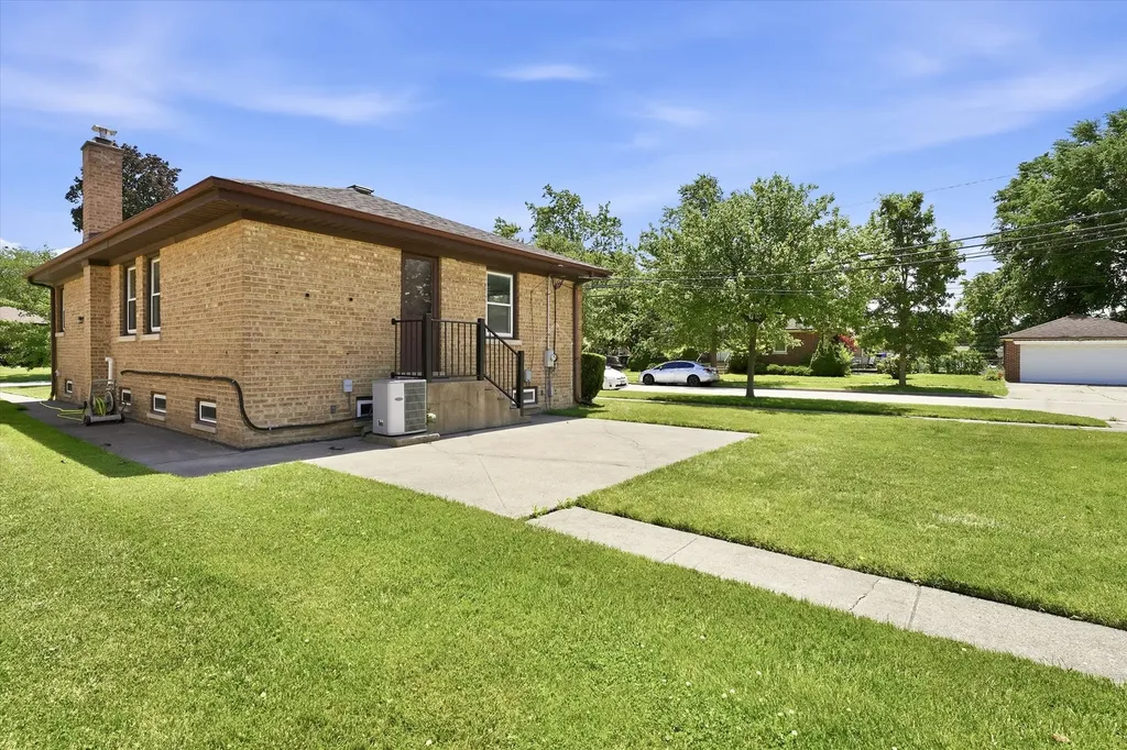 9300 Lorel Avenue Skokie IL 60077