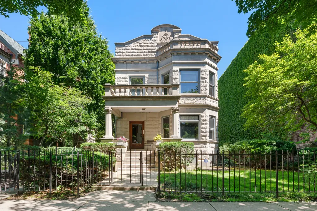 622 West Arlington Place Chicago IL 60614