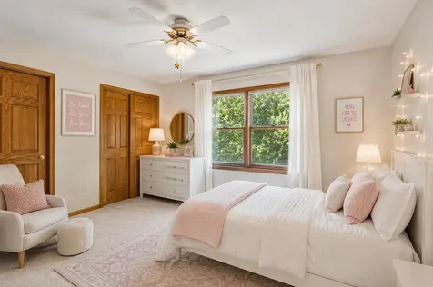 2617 Crystal Way Crystal Lake IL 60012