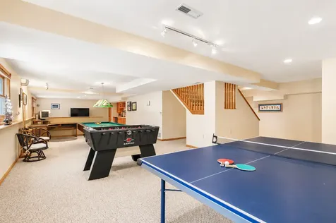 2617 Crystal Way Crystal Lake IL 60012