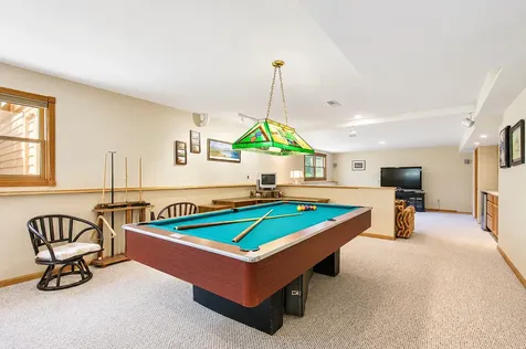 2617 Crystal Way Crystal Lake IL 60012