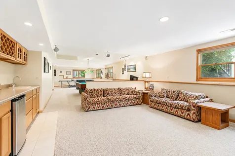 2617 Crystal Way Crystal Lake IL 60012