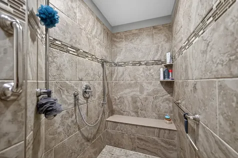 2045 Somerset Lane Sycamore IL 60178