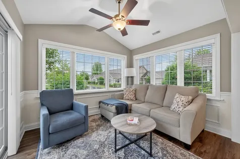 2045 Somerset Lane Sycamore IL 60178